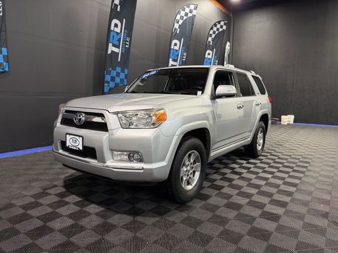 Used 2010 Toyota 4Runner Limited image 1