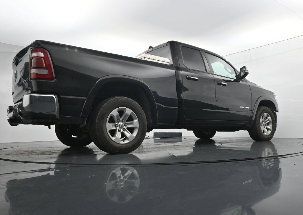Used 2019 RAM 1500 Laramie AWD/4WD image 23