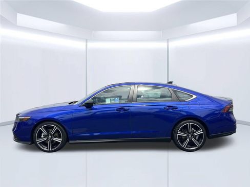 Used 2024 Honda Accord Sport image 2