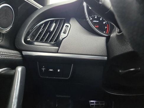 Used 2022 Kia Stinger GT-Line image 22