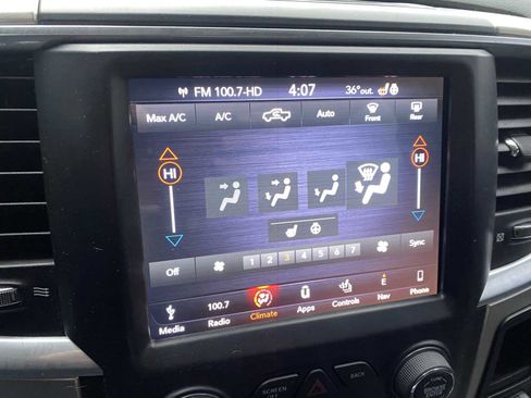 Used 2018 RAM 2500 Big Horn image 21