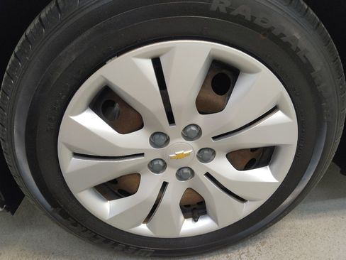 Used 2016 Chevrolet Cruze LS FWD image 31