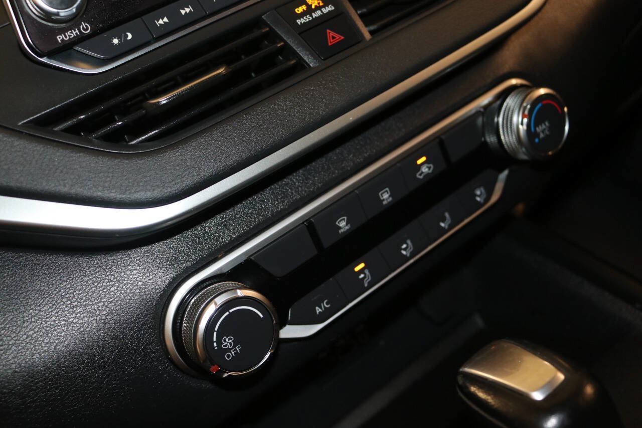 Used 2019 Nissan Altima 2.5 SR AWD/4WD image 33