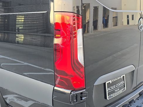 New 2025 Mercedes-Benz Sprinter 2500 image 31