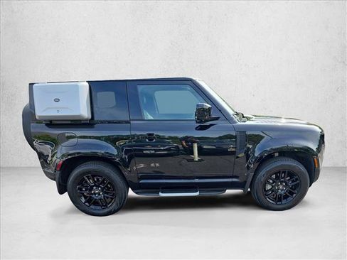 Used 2022 Land Rover Defender 90 X-Dynamic S AWD/4WD image 4