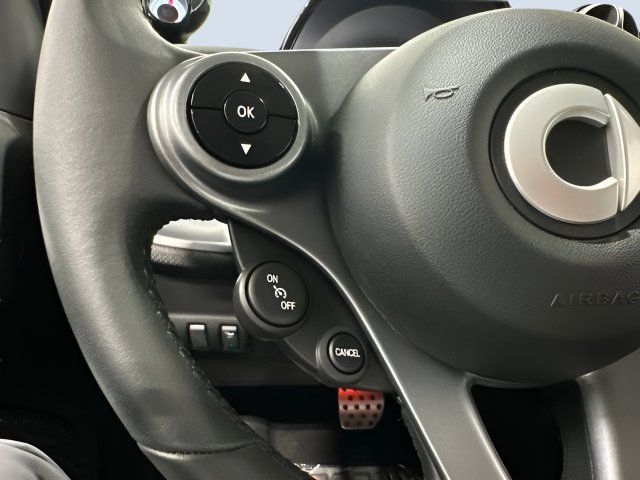 Used 2018 smart fortwo electric drive RWD image 20