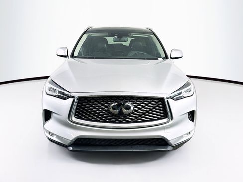 Used 2019 INFINITI QX50 Luxe w/ Navigation Package image 2