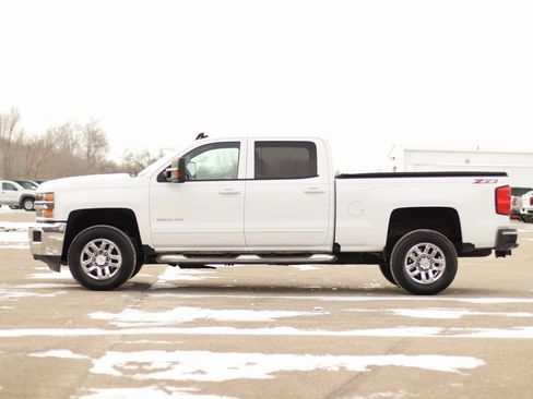 Used 2019 Chevrolet Silverado 2500 LT w/ All Star Edition image 4