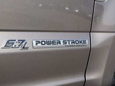 Used 2020 Ford F250 Lariat w/ Lariat Ultimate Package image 18