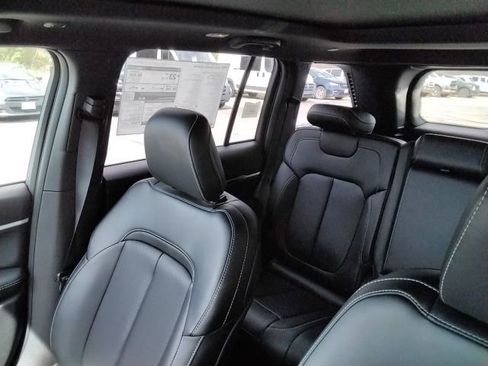 New 2026 Jeep Grand Cherokee Limited w/ Luxury Tech Group II AWD/4WD image 6