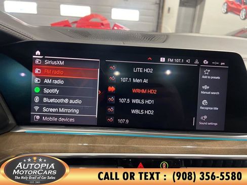 Used 2019 BMW X5 xDrive50i w/ M Sport Package image 39