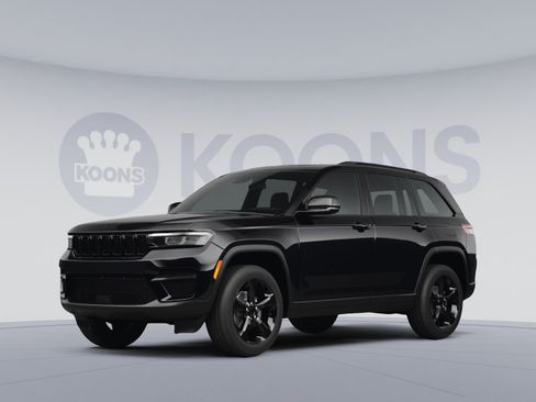 Used 2023 Jeep Grand Cherokee Altitude AWD/4WD image 1