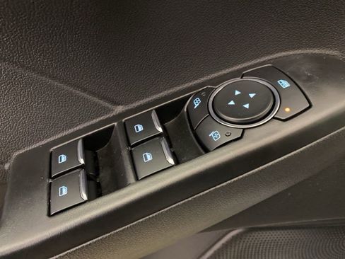 Used 2025 Ford Escape ST-Line w/ Cold Weather Package image 19