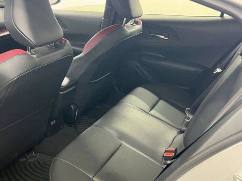 Certified 2025 Toyota Prius Plug-In Hybrid FWD image 11