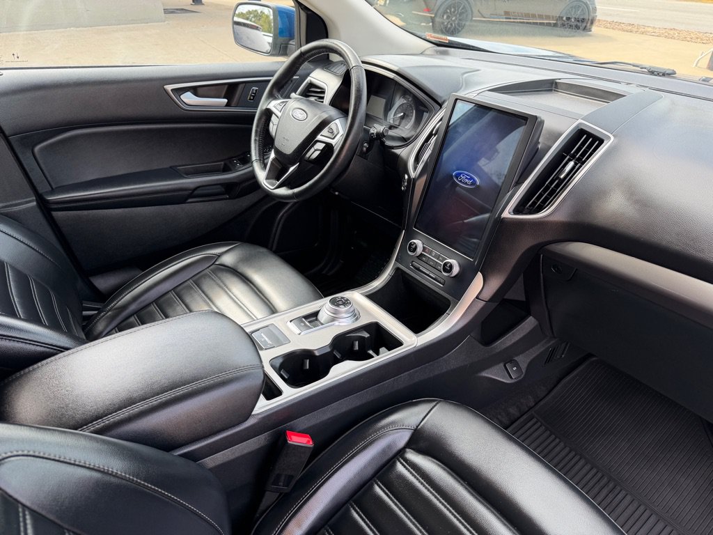 Used 2023 Ford Edge SEL AWD/4WD image 12