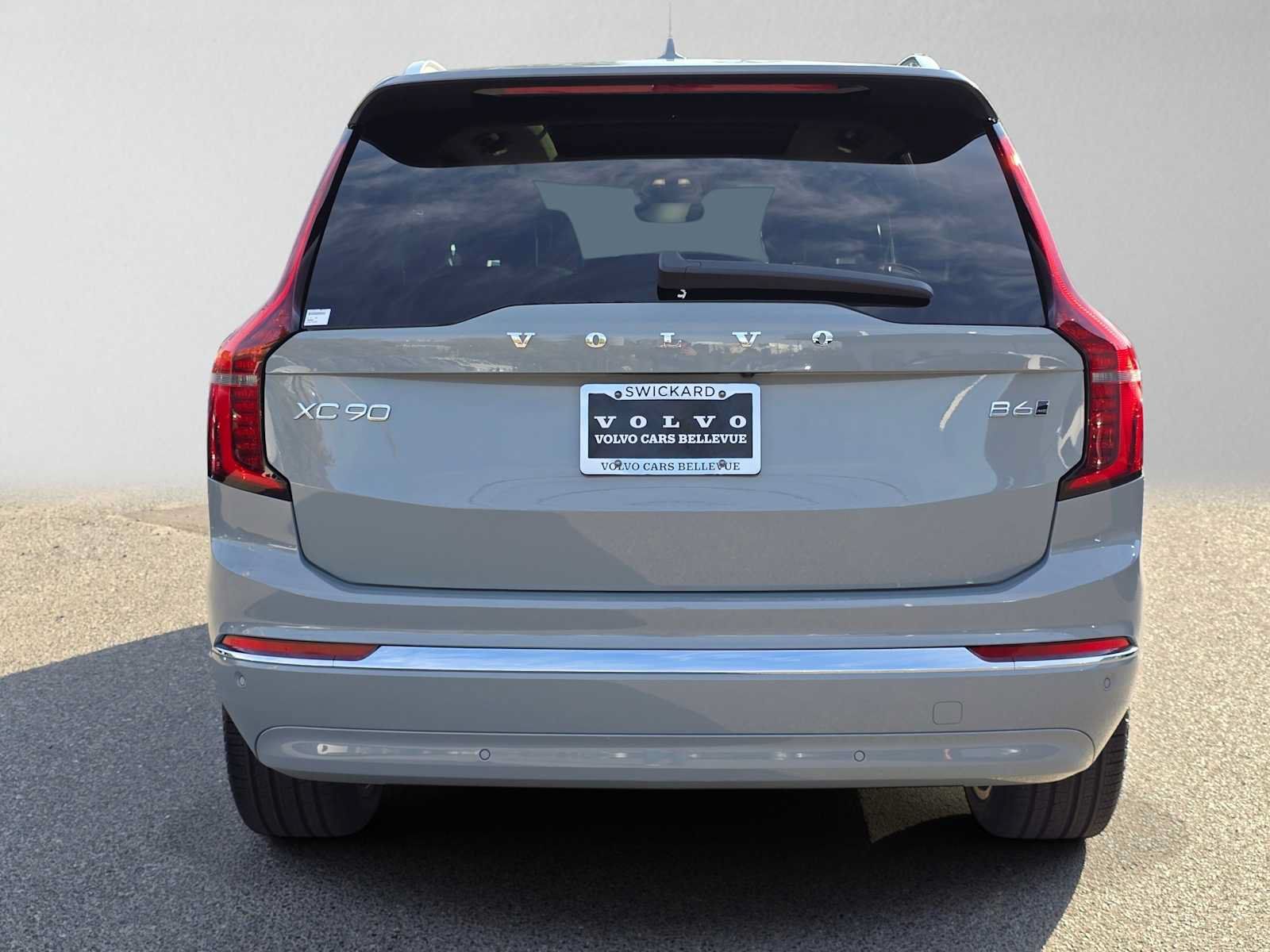 Used 2026 Volvo XC90 B6 Ultra w/ Protection Package AWD/4WD image 4