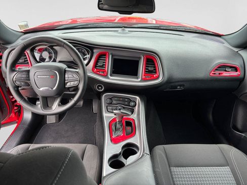 Used 2020 Dodge Challenger SXT AWD/4WD image 14