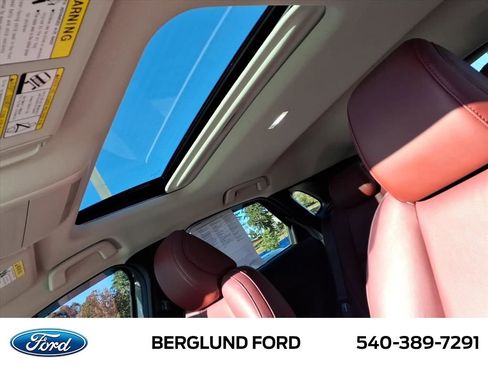 Used 2024 MAZDA CX-30 AWD 2.5 S w/ Preferred Package image 13