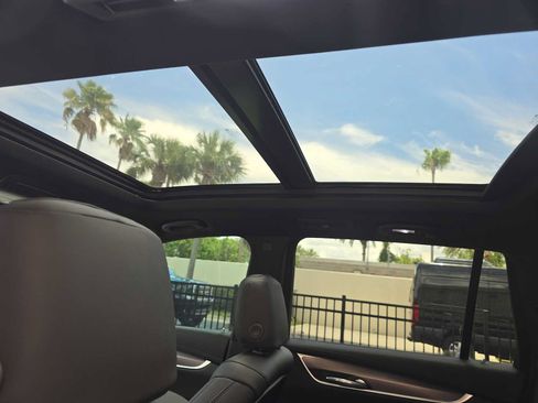 Used 2021 Cadillac XT6 Luxury FWD image 27