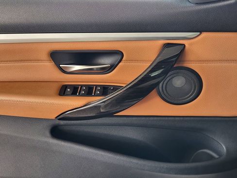 Used 2019 BMW 440i Convertible w/ Convenience Package image 23