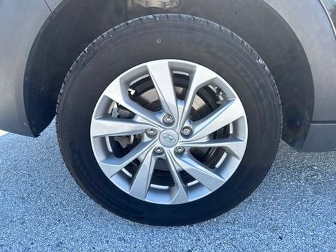 Used 2019 Hyundai Tucson SE FWD image 10