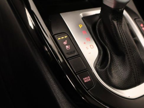 Used 2024 Kia Forte GT-Line w/ GT-Line Premium Package FWD image 8