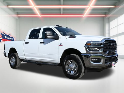 New 2025 RAM 2500 Tradesman AWD/4WD image 4
