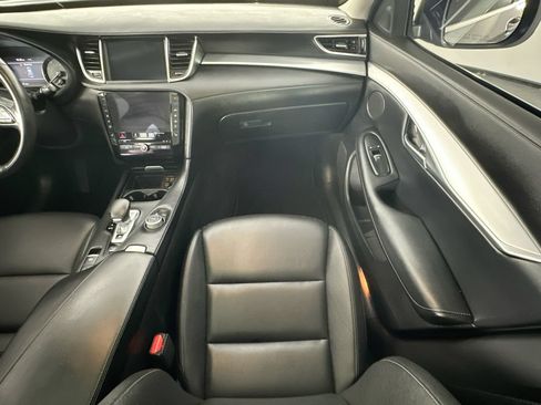 Used 2021 INFINITI QX50 Luxe FWD image 11