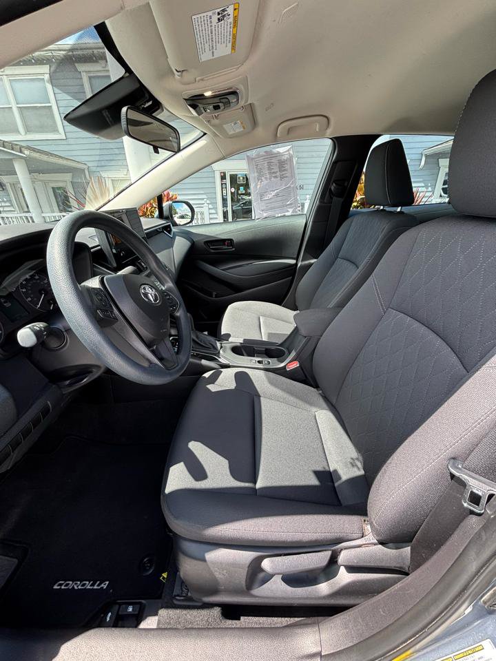 Used 2024 Toyota Corolla LE FWD image 7