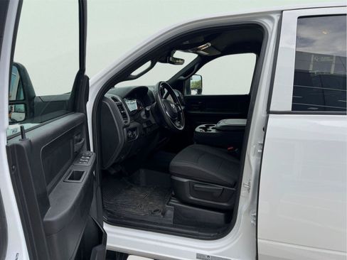 Used 2025 RAM 3500 Tradesman AWD/4WD image 9