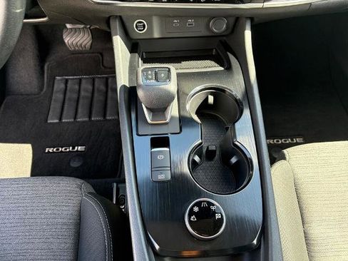 Certified 2023 Nissan Rogue SV image 21