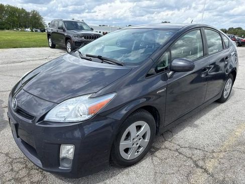 Used 2010 Toyota Prius Two FWD image 1