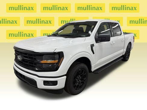 New 2026 Ford F150 XLT w/ XLT Black Appearance Package RWD image 24