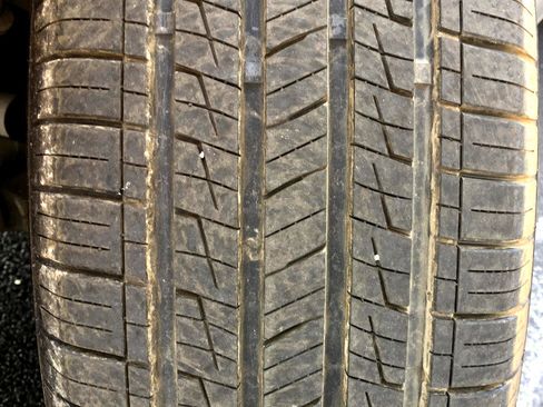 Used 2017 Jeep Cherokee Latitude w/ Safety/Convenience Group image 29