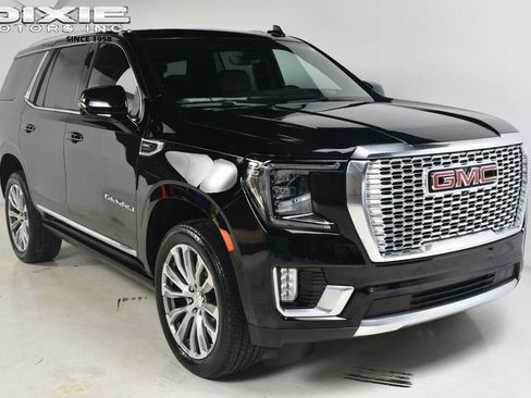 Used 2021 GMC Yukon Denali w/ Denali Premium Package image 1