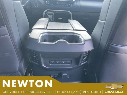 Used 2022 Toyota Tundra Platinum w/ Advanced Package AWD/4WD image 23