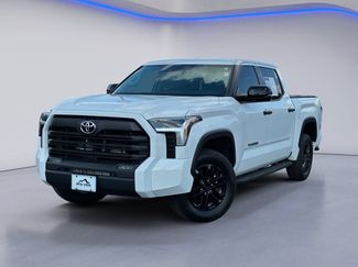 Used 2024 Toyota Tundra SR5 w/ SR5 Convenience Package AWD/4WD video 2