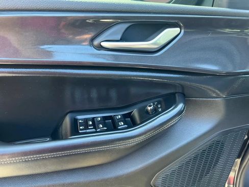 Used 2023 Jeep Grand Cherokee L Laredo w/ Luxury Tech Group I AWD/4WD image 13