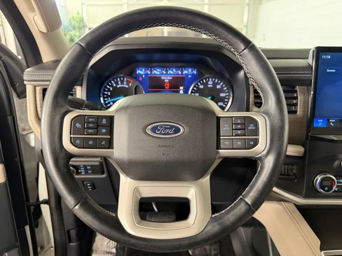 Used 2022 Ford Expedition Max Limited AWD/4WD image 21