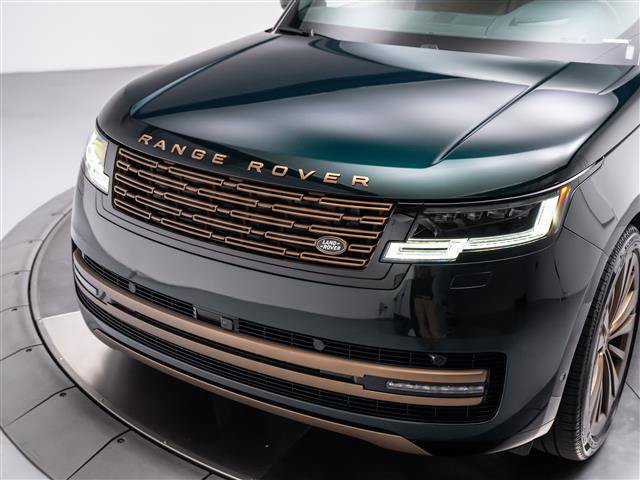 New 2026 Land Rover Range Rover Autobiography AWD/4WD image 9