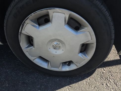 Used 2011 Nissan Cube 1.8 S w/ Interior Designer Pkg image 6