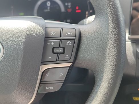 Used 2025 Toyota Camry LE FWD image 21