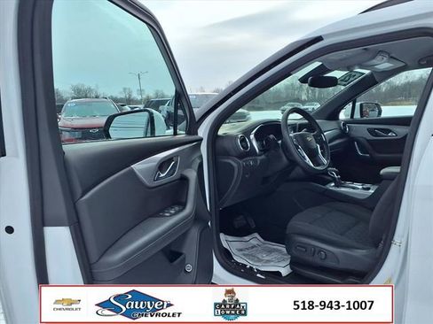 Used 2022 Chevrolet Blazer LT image 12
