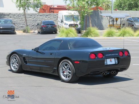 Used 2001 Chevrolet Corvette Z06 w/ Memory Pkg RWD image 11