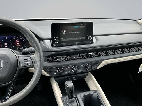 Used 2024 Honda Accord EX image 9