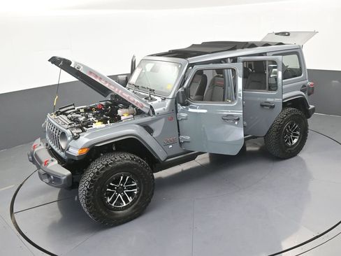 Used 2026 Jeep Wrangler Unlimited Rubicon w/ Xtreme 35 Tire Package image 60