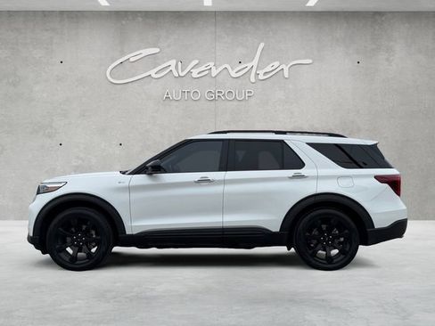 Used 2023 Ford Explorer ST-Line w/ Class IV Trailer Tow Package image 13