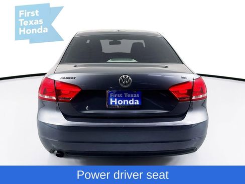 Used 2015 Volkswagen Passat 1.8T Limited Edition image 7