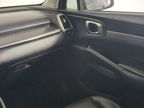 Used 2021 Kia Sorento S w/ Panoramic Sunroof Package AWD/4WD image 19