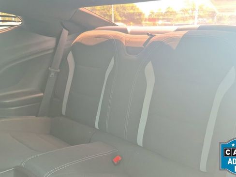 Used 2019 Chevrolet Camaro LT w/ RS Package image 17